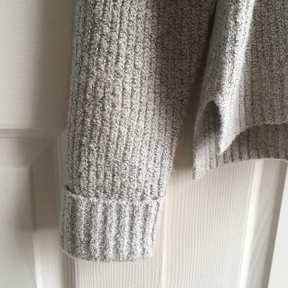 Chunky gray sweater NWOT - Picture 5 of 7